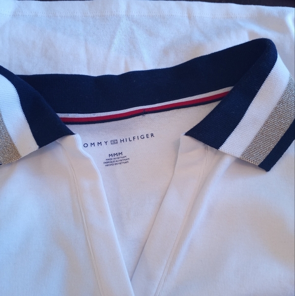 Tommy Hilfiger Classic Notched V-Neck Preppy Nautical Navy/Gold White Polo - Picture 4 of 4